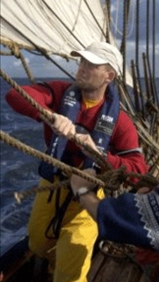 SF-pressechef Henrik Kastoft om bord på Havhingsten